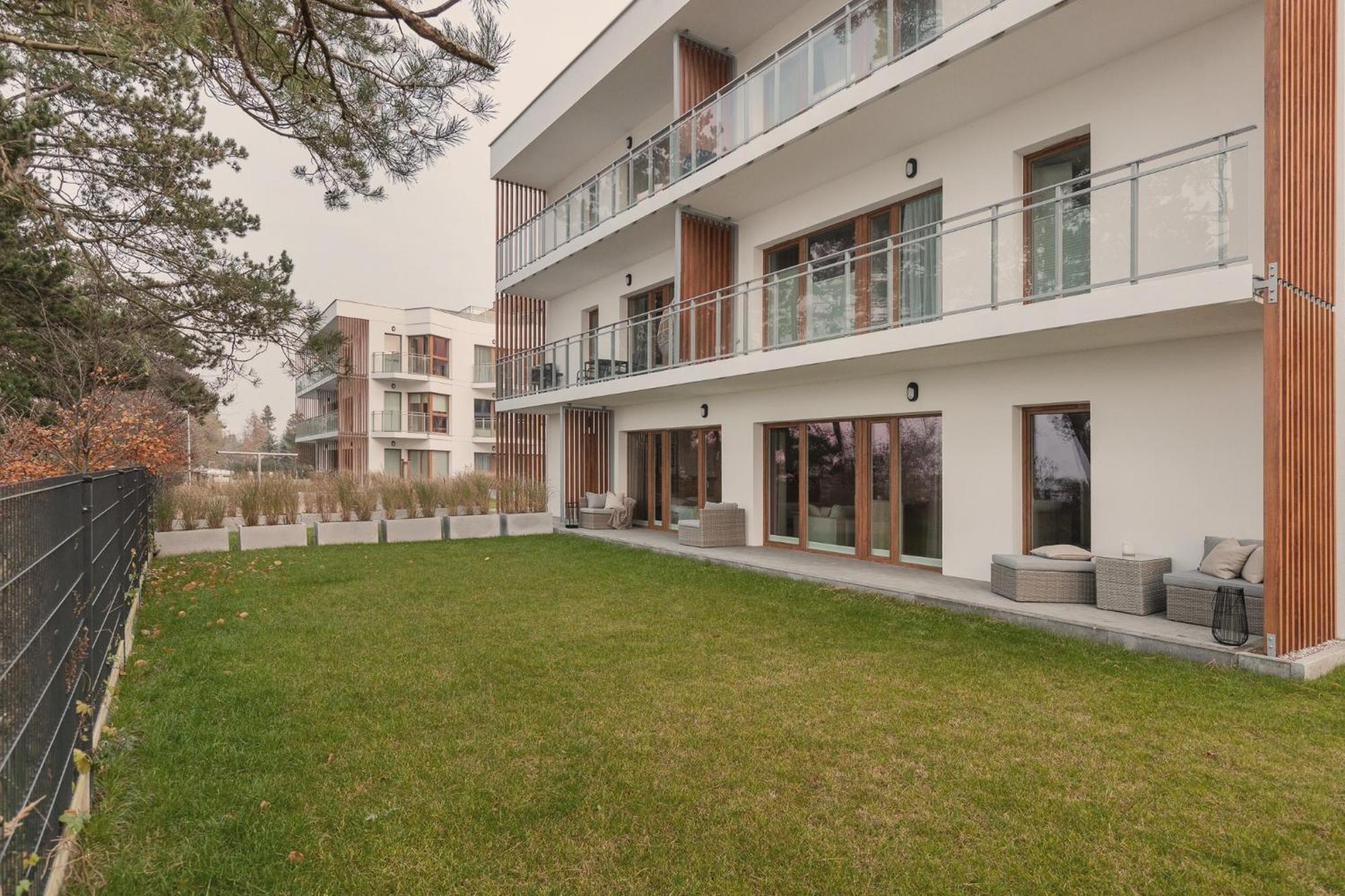 Let'S Sea - 2 Bedroom - Premium Baltic Apartment With Front Sea View Garden And Spa Access Gąski Exterior photo